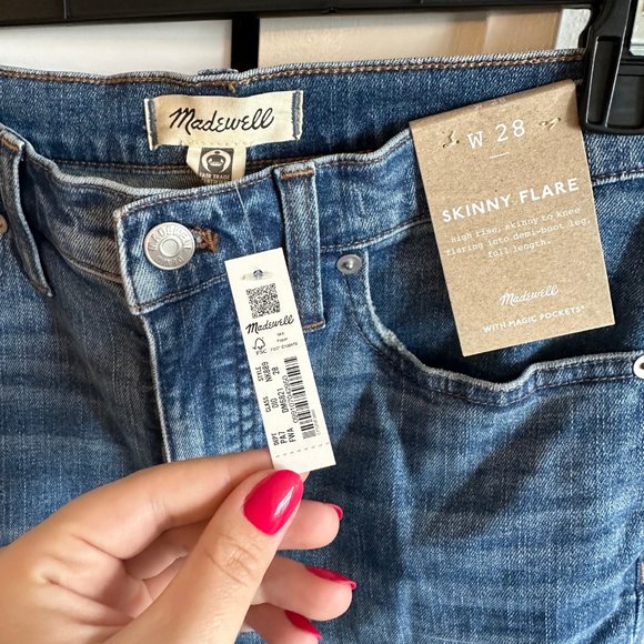 Madewell NWT Skinny Flare Jeans in Fairson Wash Size 28 - Picture 7 of 8
